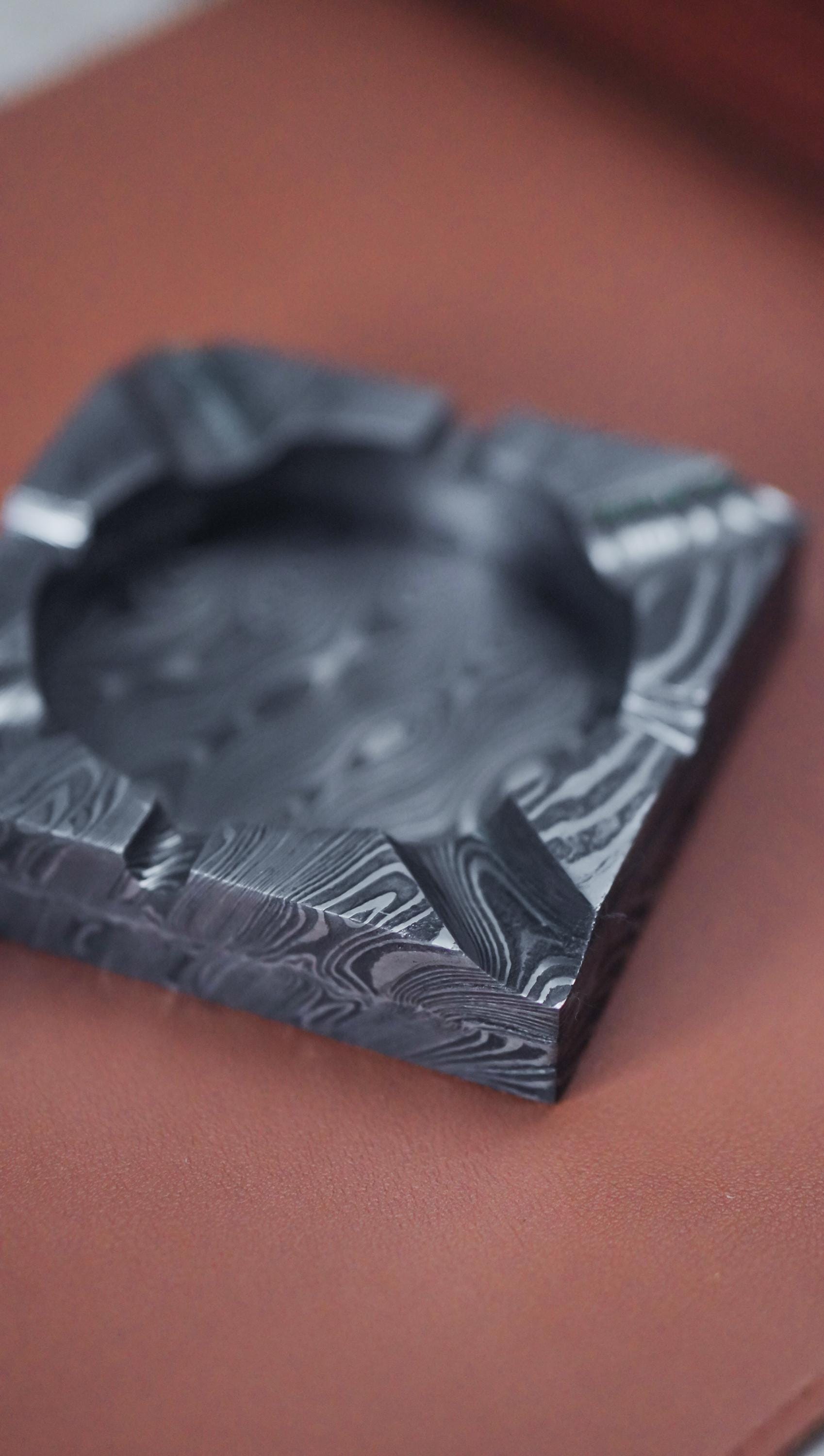 Handmade Damascus Ashtray Ash Collector Accessories Cigar Ash Tray Unique Vintage Ash Tray Cigarette Pipe Rests Ashtray Personalized Gift